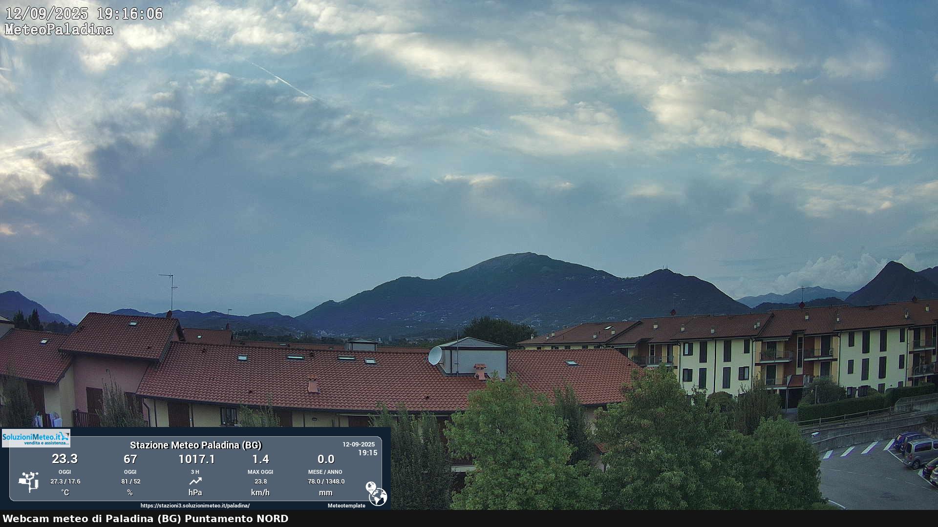 immagine della webcam nei dintorni di Cividate al Piano: webcam Paladina